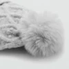 Strukturierte Mütze mit Bommel Strukturierte Mütze mit Bommel