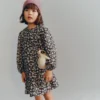 Kleid mit Blumenmuster Kleid mit Blumenmuster