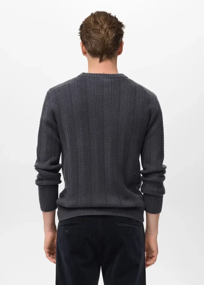 Strukturierter Pullover mit Fischgrätenmuster
