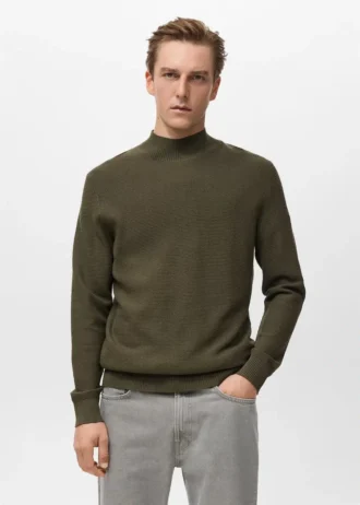 Strukturierter Pullover mit Perkins-Ausschnitt