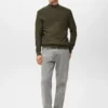 Strukturierter Pullover mit Perkins-Ausschnitt