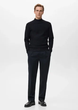 Strukturierter Pullover mit Perkins-Ausschnitt