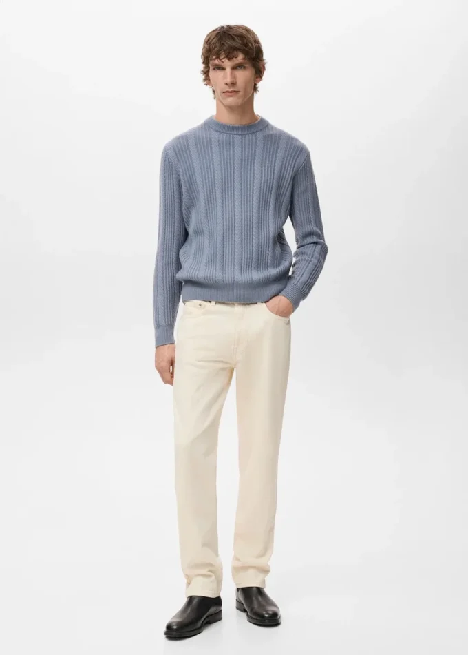 Strukturierter Strickpullover