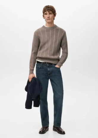 Strukturierter Strickpullover