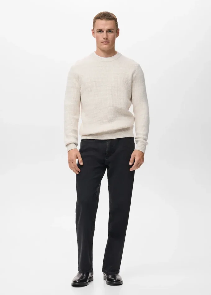 Strukturierter Strickpullover