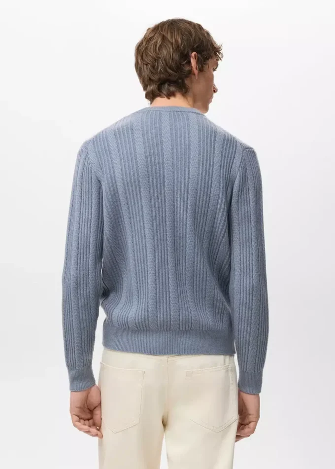 Strukturierter Strickpullover