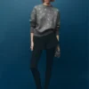 Sweatshirt mit Kristalldetails