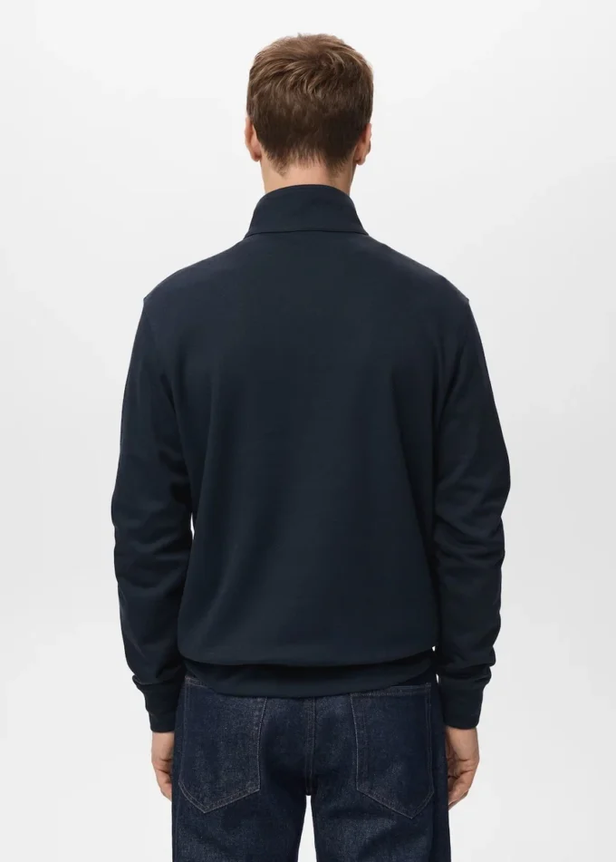 Sweatshirt mit normaler Passform und Reißverschluss am Kragen