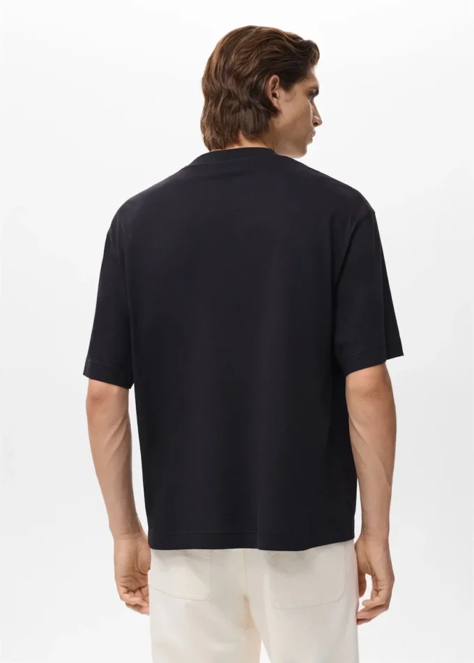 T-Shirt 100 % Baumwolle, kastenförmiger Schnitt, Tasche T-Shirt 100 % Baumwolle, kastenförmiger Schnitt, Tasche