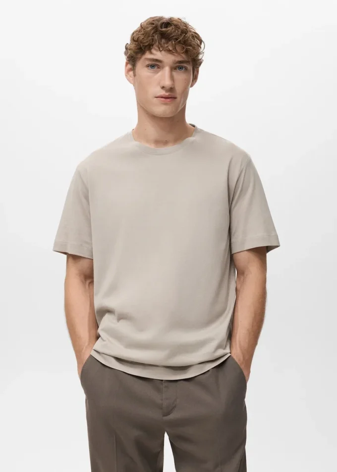 T-Shirt aus 100 % Baumwolle, reguläre Passform T-Shirt aus 100 % Baumwolle, reguläre Passform