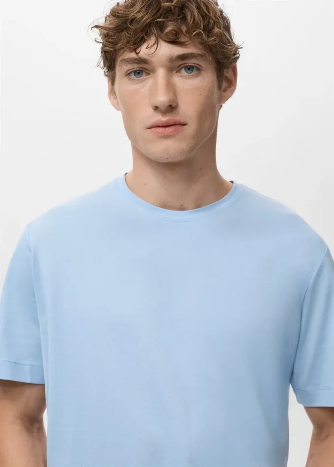 T-Shirt aus 100 % Baumwolle, reguläre Passform T-Shirt aus 100 % Baumwolle, reguläre Passform
