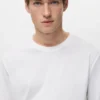 T-Shirt aus 100 % Baumwolle, reguläre Passform T-Shirt aus 100 % Baumwolle, reguläre Passform