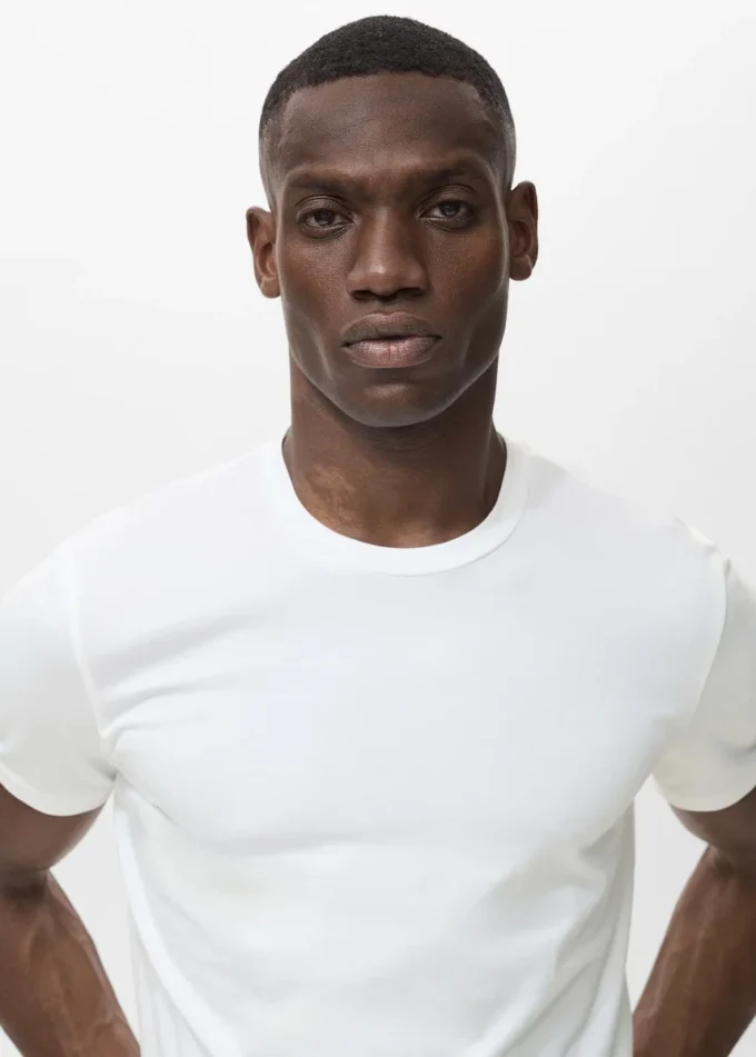 T-Shirt aus Stretch-Baumwolle T-Shirt aus Stretch-Baumwolle