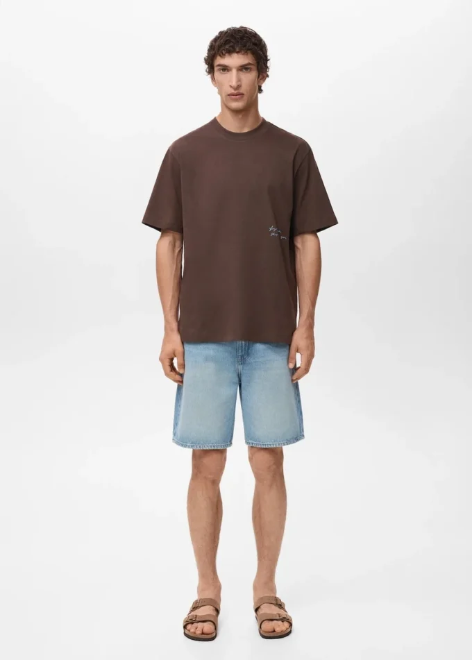 T-Shirt mit aufgedrucktem Patch