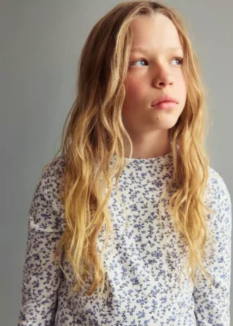 T-Shirt mit Blumenmuster