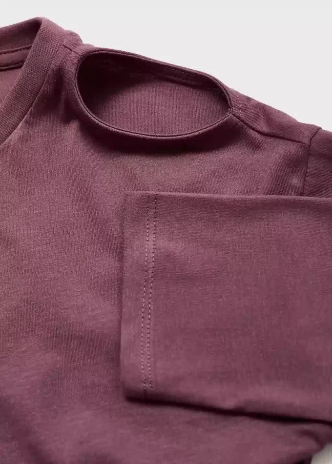 T-Shirt mit Cut-outs