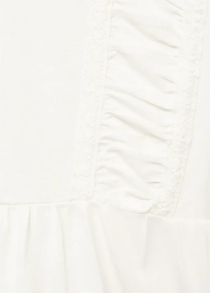 T-Shirt mit gerafften Details T-Shirt mit gerafften Details