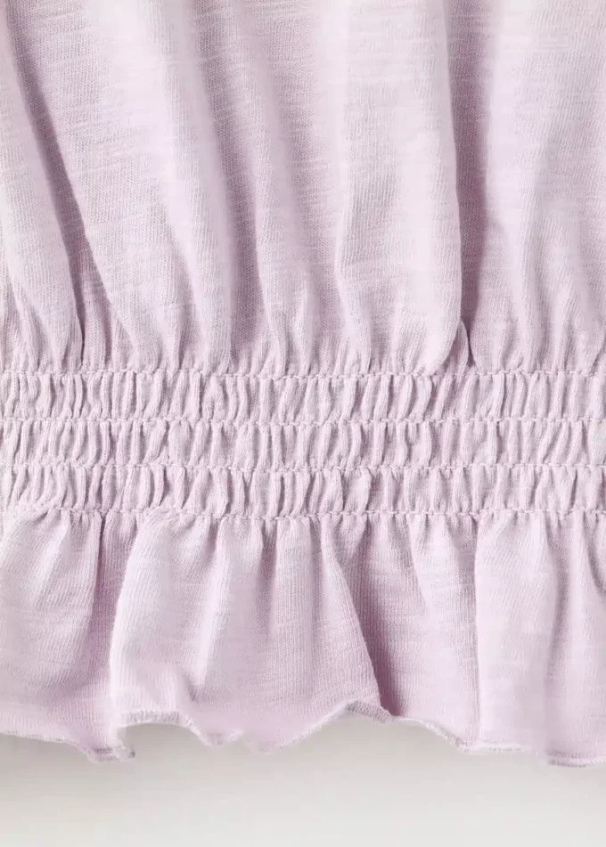 T-Shirt mit gerafften Details T-Shirt mit gerafften Details