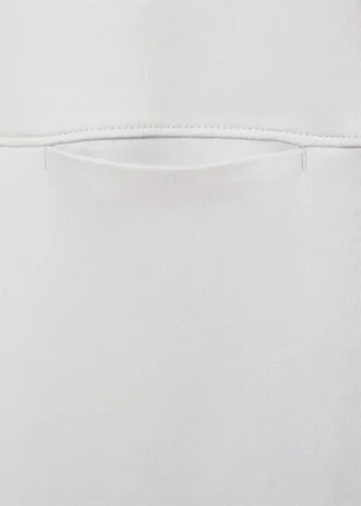T-Shirt mit Tasche und Nahtdetails