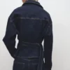 Taillierte Jeansjacke mit Taschen Taillierte Jeansjacke mit Taschen