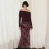 Taillierter Pullover mit drapiertem Ausschnitt