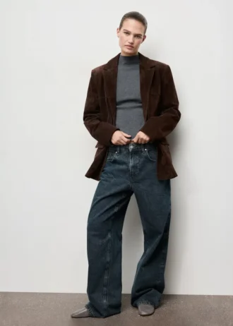 Taillierter Pullover mit Perkins-Ausschnitt