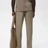Tapered-Crop-Hose aus Baumwolle Tapered-Crop-Hose aus Baumwolle