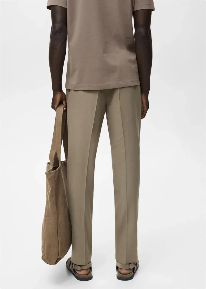 Tapered-Crop-Hose aus Baumwolle Tapered-Crop-Hose aus Baumwolle