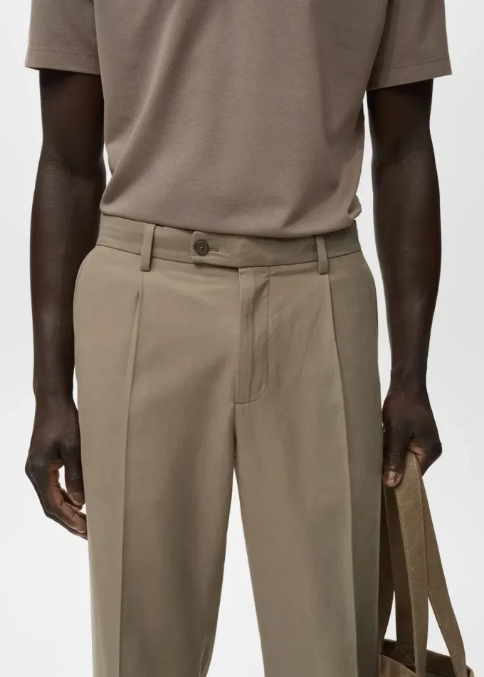 Tapered-Crop-Hose aus Baumwolle Tapered-Crop-Hose aus Baumwolle