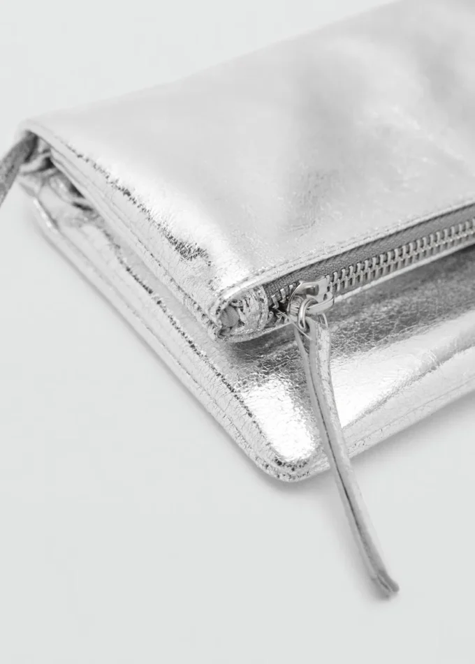 Tasche mit Metallic-Effekt