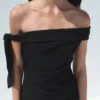 Trägerloses Kleid mit Schleifendetail Trägerloses Kleid mit Schleifendetail