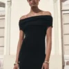 Trägerloses Strickkleid Trägerloses Strickkleid