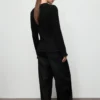 Tweed-Strickjacke mit ausgefransten Kanten Tweed-Strickjacke mit ausgefransten Kanten