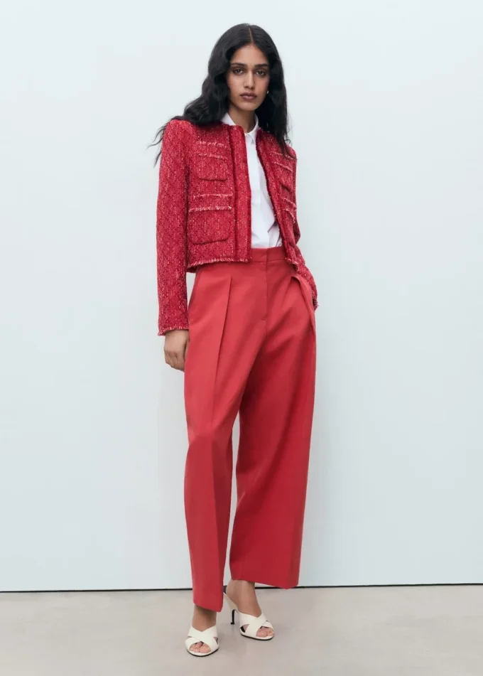 Tweedjacke mit ausgefransten Enden Tweedjacke mit ausgefransten Enden