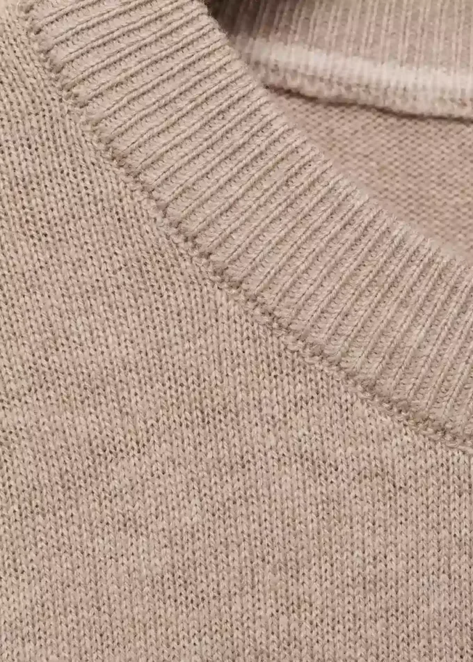 Unverzichtbarer Pullover aus Baumwollmischung Unverzichtbarer Pullover aus Baumwollmischung