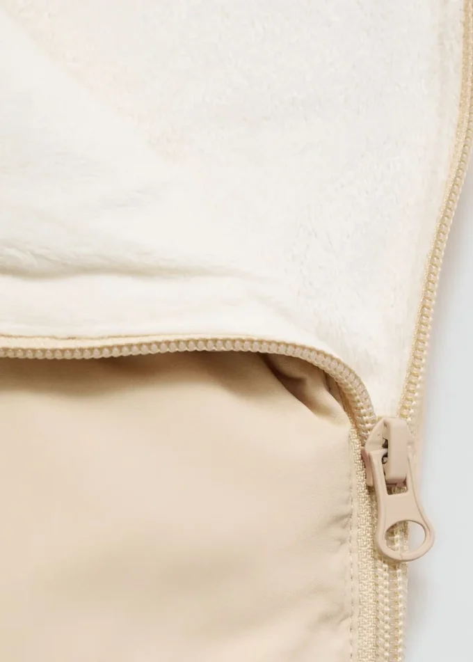 Wandertasche mit Felloptik
