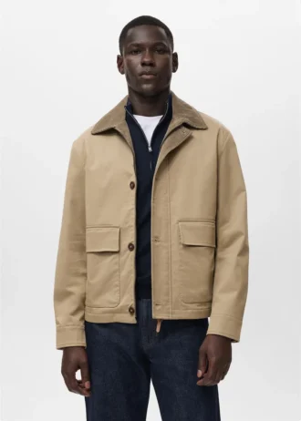 Wasserabweisende Jacke mit Cordkragen