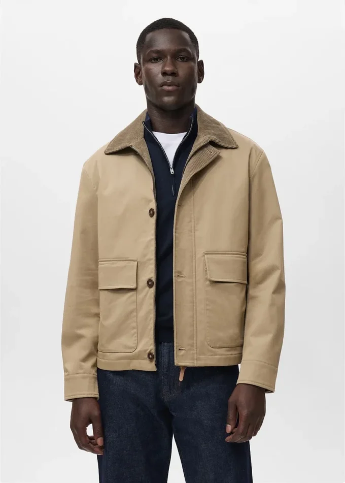 Wasserabweisende Jacke mit Cordkragen Wasserabweisende Jacke mit Cordkragen