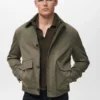 Wasserabweisende Jacke mit Cordkragen Wasserabweisende Jacke mit Cordkragen