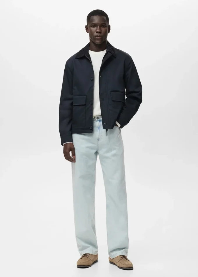 Wasserabweisende Jacke mit Cordkragen Wasserabweisende Jacke mit Cordkragen
