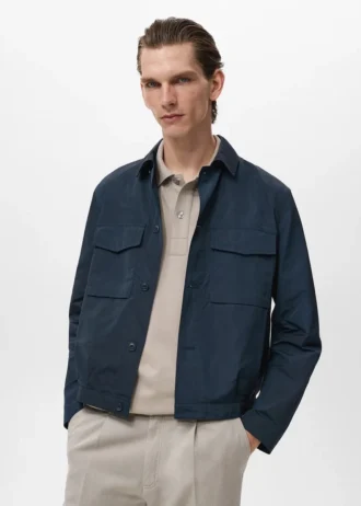 Wasserabweisende Jacke mit Taschen