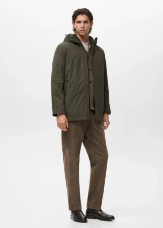 Wasserabweisende Kapuzenjacke im Barn-Stil