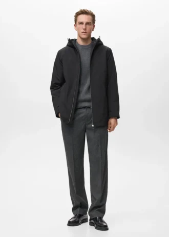 Wasserabweisende Kapuzenjacke im Barn-Stil