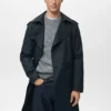 Wasserabweisender Trenchcoat mit Gürtel Wasserabweisender Trenchcoat mit Gürtel