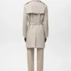 Wasserabweisender Trenchcoat mit Gürtel Wasserabweisender Trenchcoat mit Gürtel