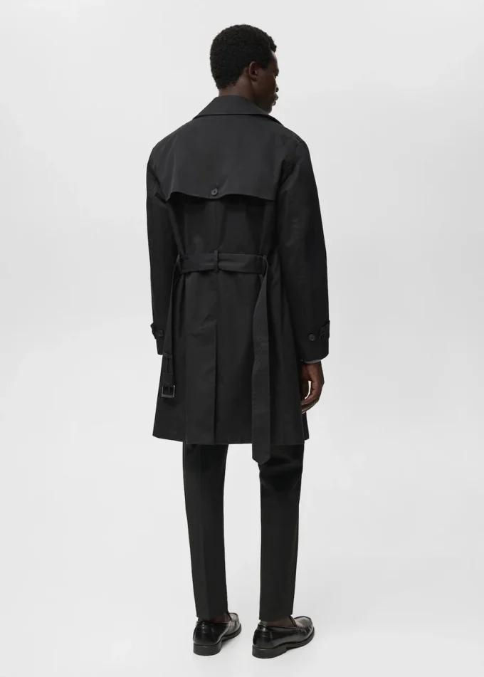 Wasserabweisender Trenchcoat mit Gürtel