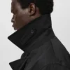 Wasserabweisender Trenchcoat mit Gürtel