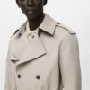 Wasserabweisender Trenchcoat mit Gürtel Wasserabweisender Trenchcoat mit Gürtel