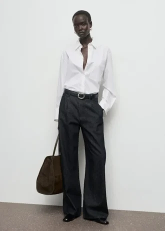 Weite Denimhose mit Falten
