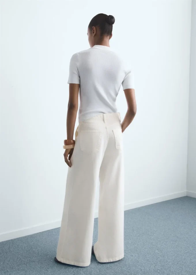 Weite Jeans mit Falten